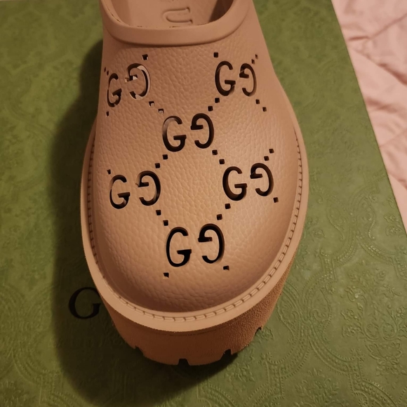 Gucci Clogs - Picture 5 of 15
